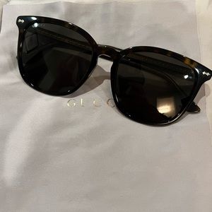 GUCCI sunglasses